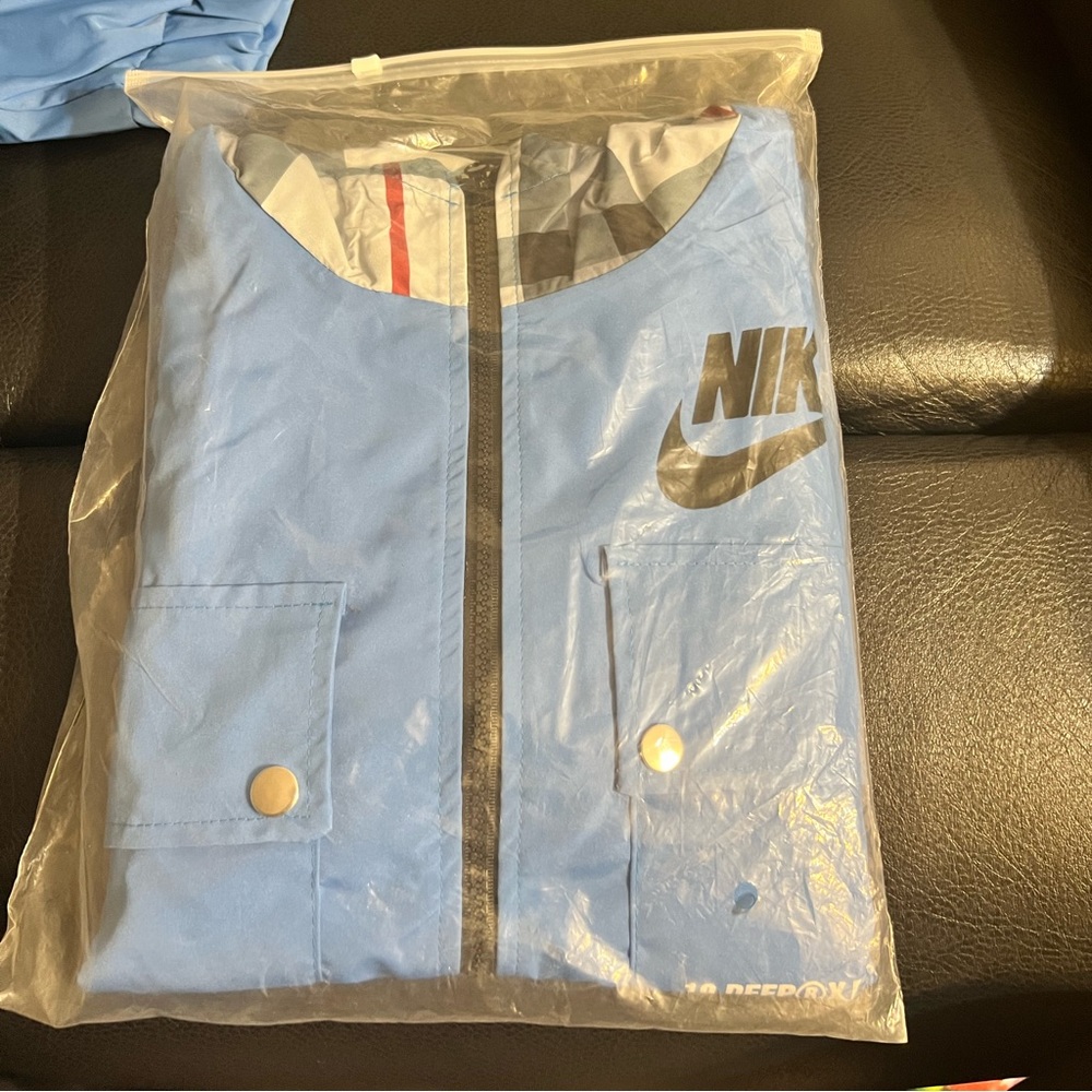 Nike jacket brand new